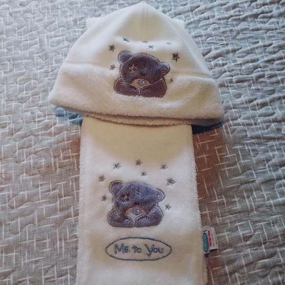 🌟3/15$🌟 baby's scarf and hat - Picture 4 of 5